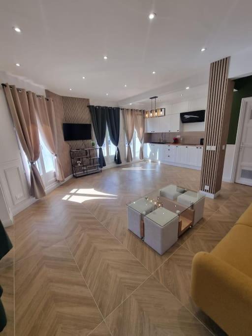 Location Appartement Beauvais Exterior photo